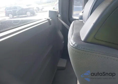 2007 Ford F-150 Stx/Xl/Xlt from USA, damaged, VIN 1FTRF12237NA25014